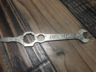 Penn reel tool