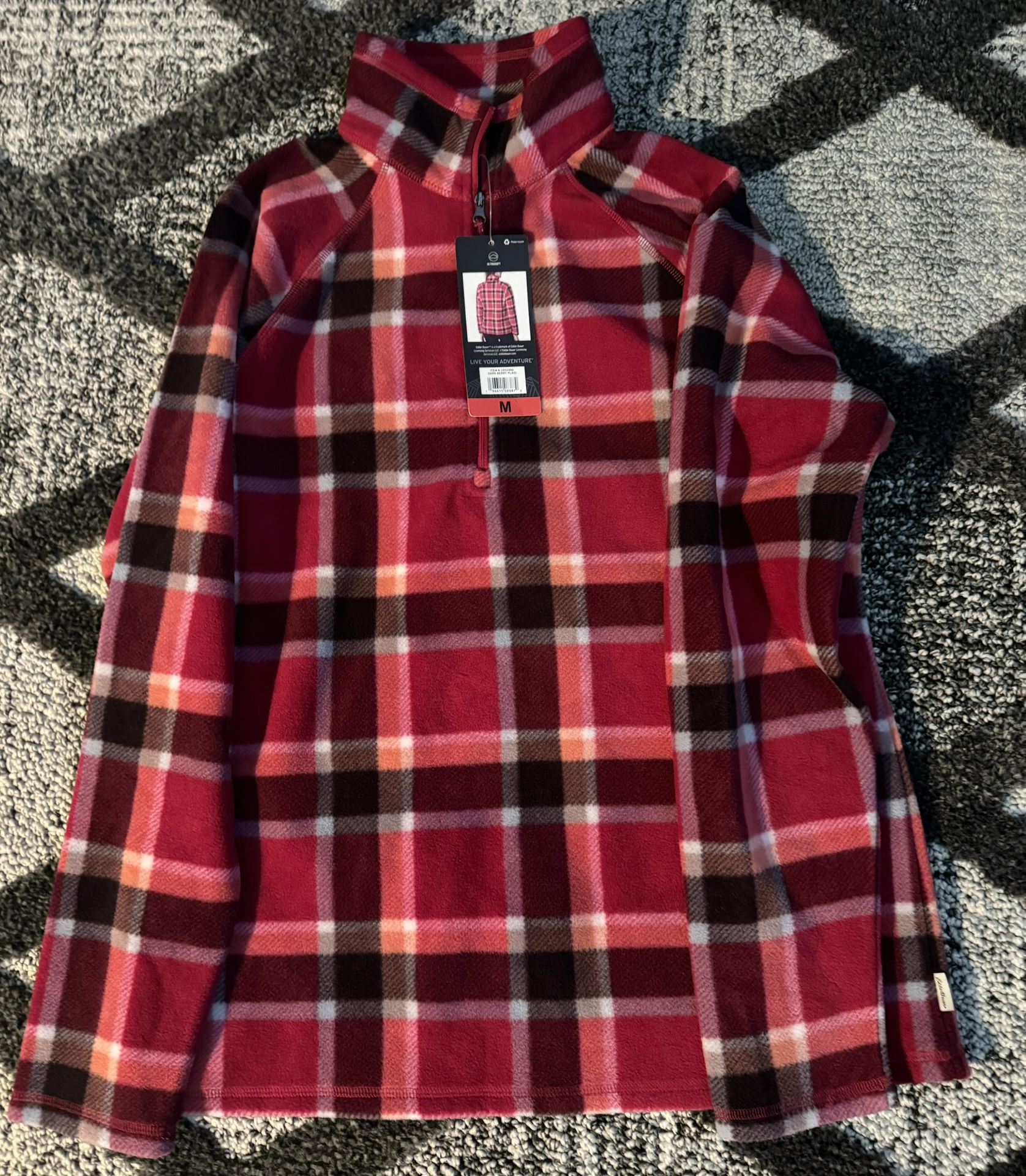 New Women’s Fleece Medium 