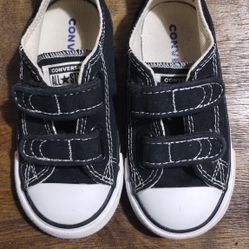 Converse Toddler 7c 8$