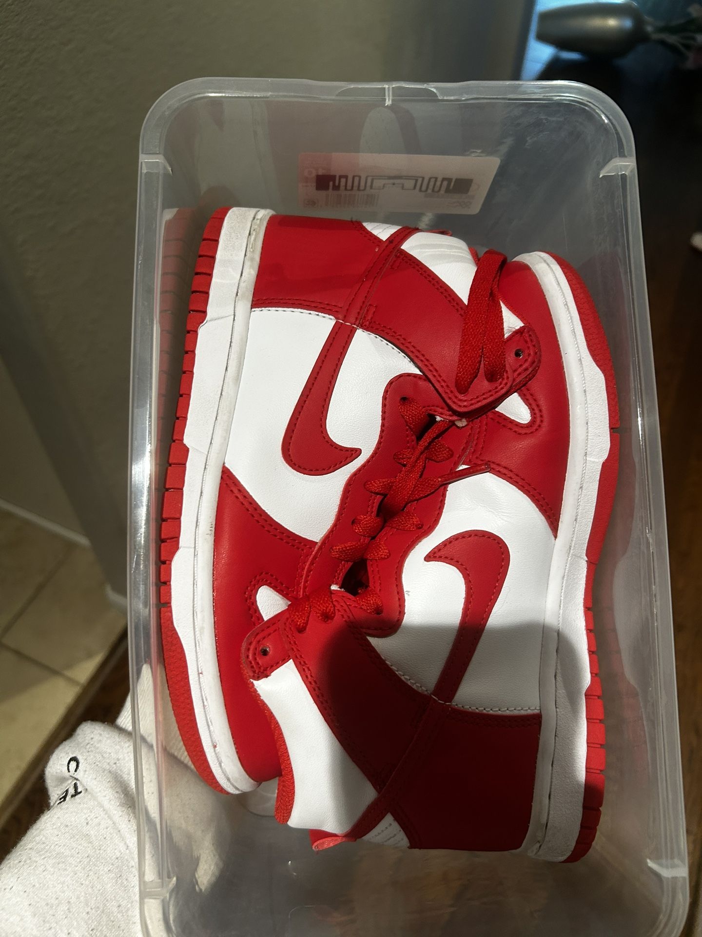 High Red Dunks