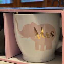 Mr & Mrs 16 Oz Mugs