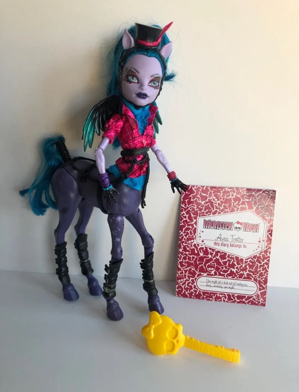 Avea Trotter Freaky Fusion Monster High Doll