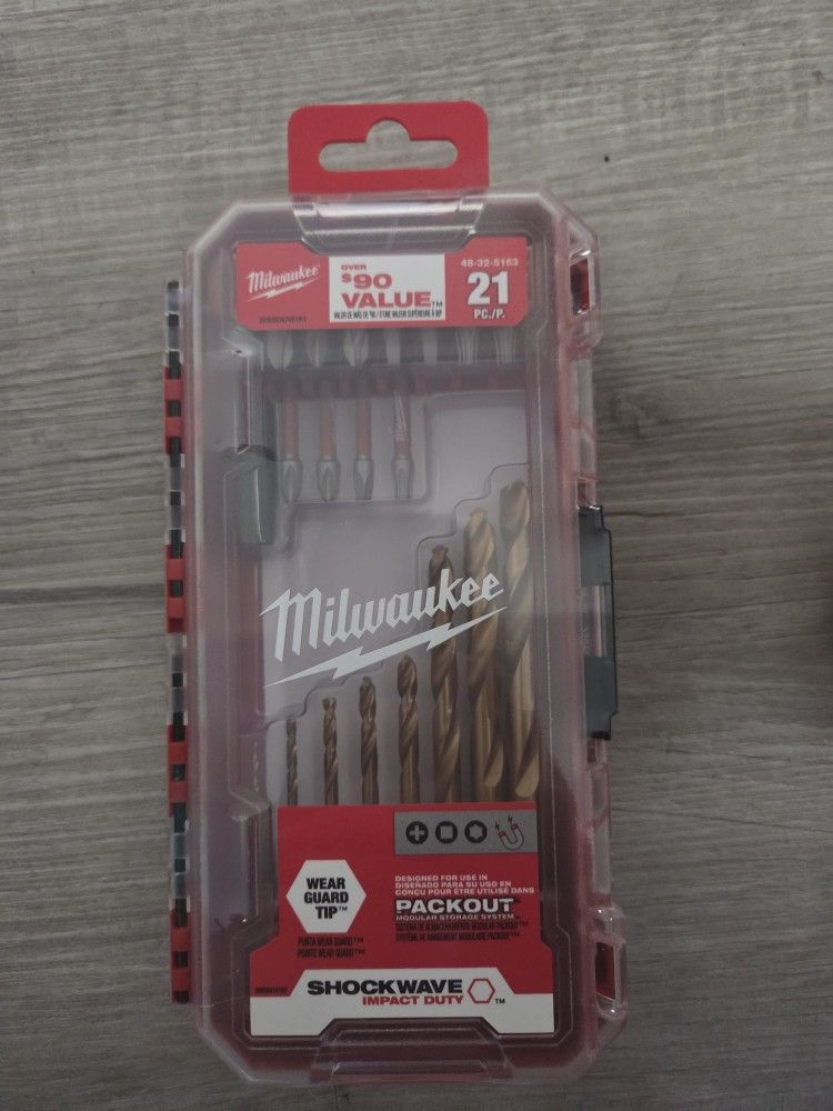 Milwaukee 21 Pc. Drill And Driver Set 48-32-5183 (Sealed)