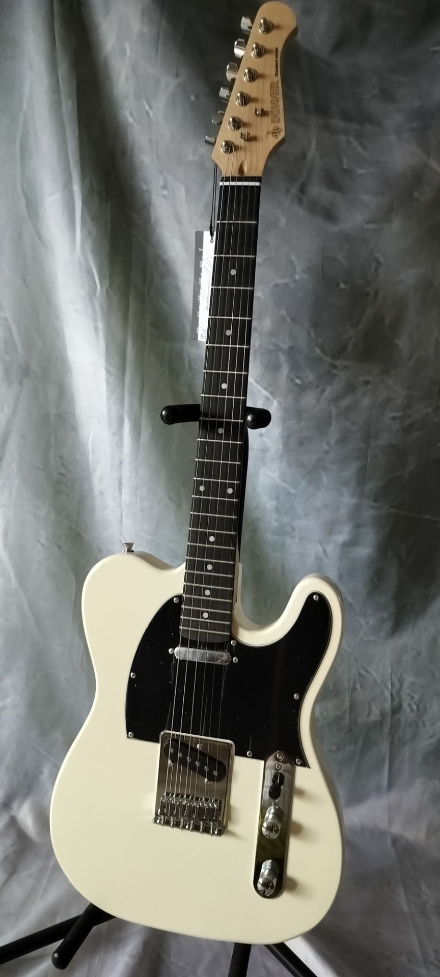 Brand new Donner telecaster electric guitar with new bag and cable