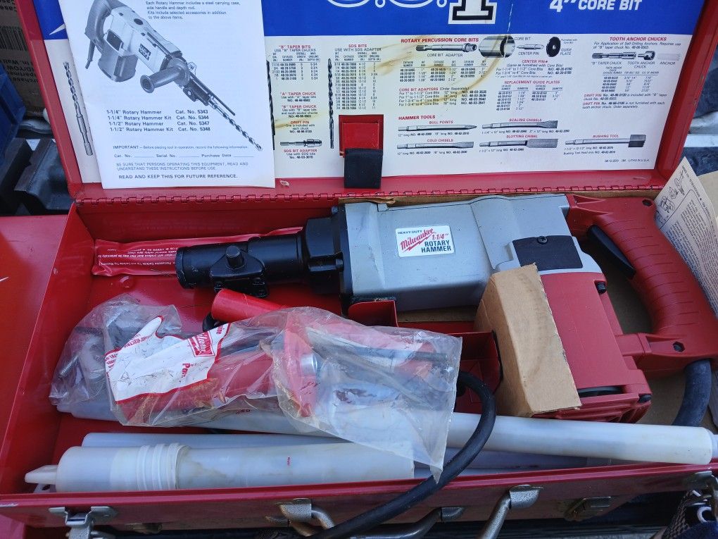 Rotary Hammer Milwauke( New )