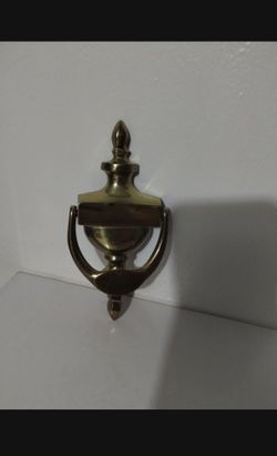 VINTAGE BRASS DOOR KNOCKER 7.5"×3" - M100