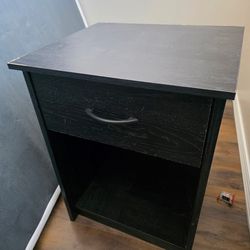 Bkack Night stand