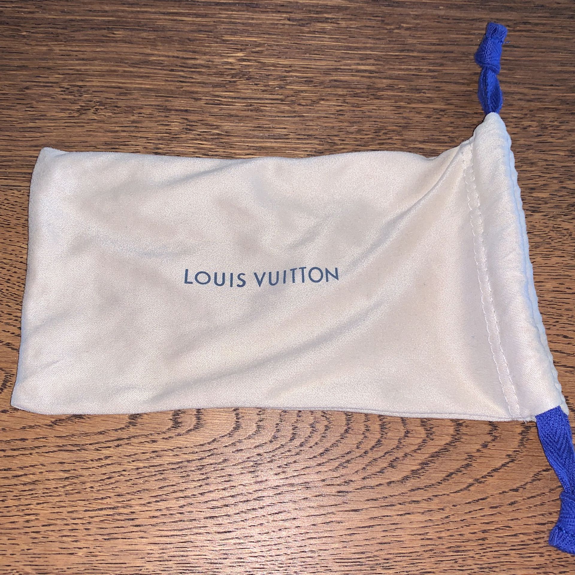 Louis Vuitton LA GRANDE BELLEZZA SUNGLASSES for Sale in Chandler