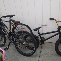 3.  BIKE SPECIALIZED. BIKE BOWFLES Y. BIKE. ELETE BMX. POR. 3. BIKE 