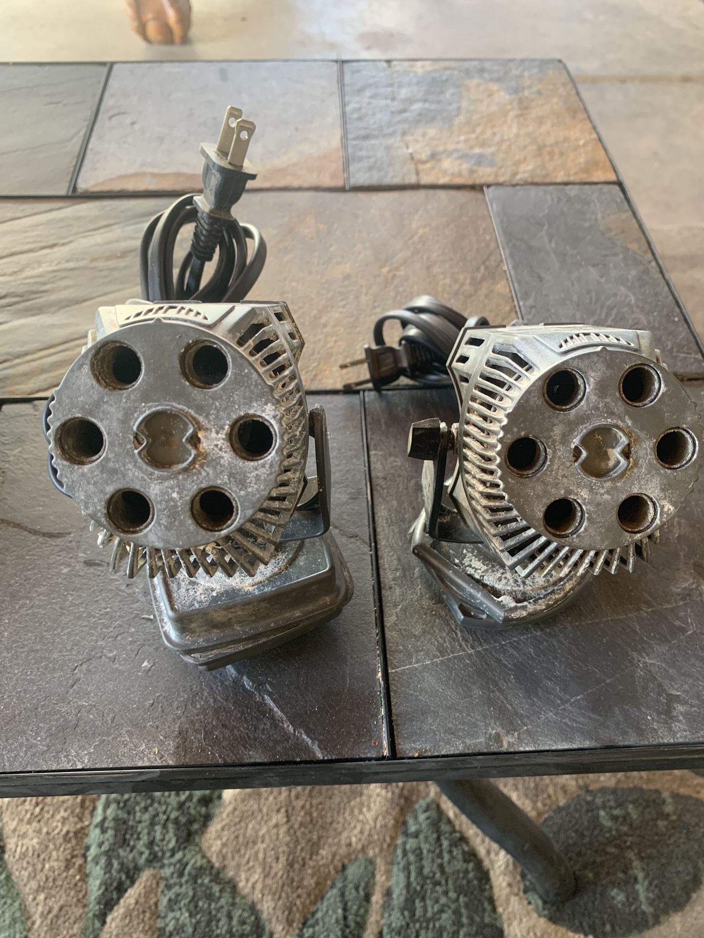 Fish tank wave makers