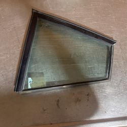 Ferrari 308 Rear Driver Side Rear Quarter Panel Glass Window