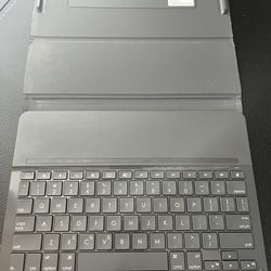 Logitech Type+ iPad Air 2 Case with Keyboard