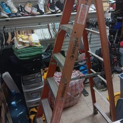 Husky 6' Ladder