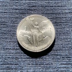 1985 Silver 1 Ounce Mexican Libertad Coin Pura Plata Onza 