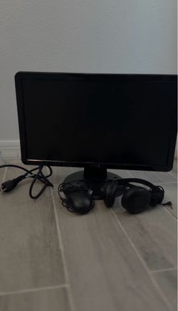 Dell Monitor + Mouse + Headphones | Complete Setup