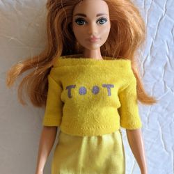 Barbie Fashionista Curvy Doll