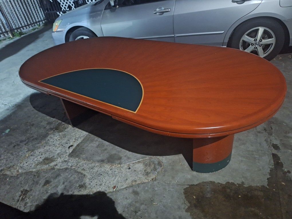 Poker Game Table GOOD Conditions Very Cheap Price!!