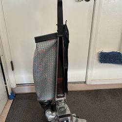 Kirby Heritage II Vacuum