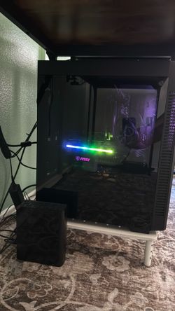 Gaming PC – Ryzen 7 5800X3D / RTX 3060 Ti / 32 GB RAM / 1 TB SSD + 2 TB HDD / Mouse and keyboard