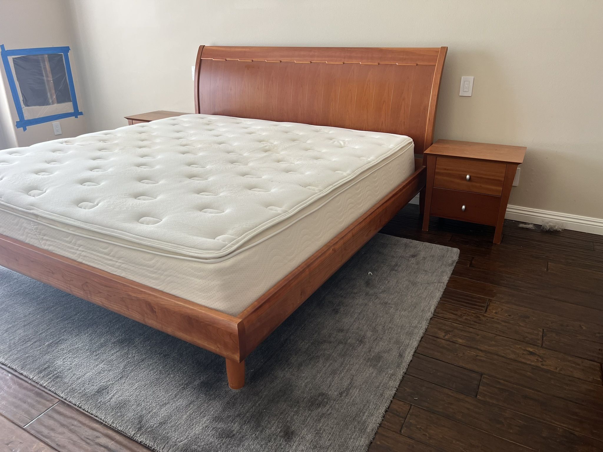 7PC King Bedroom Set!