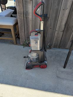 Carpet cleaner
