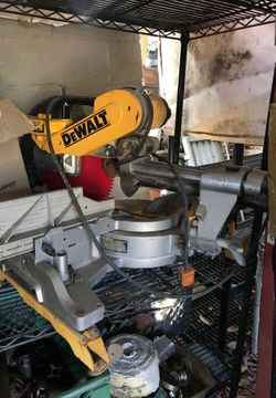 Dewalt sliding miter saw