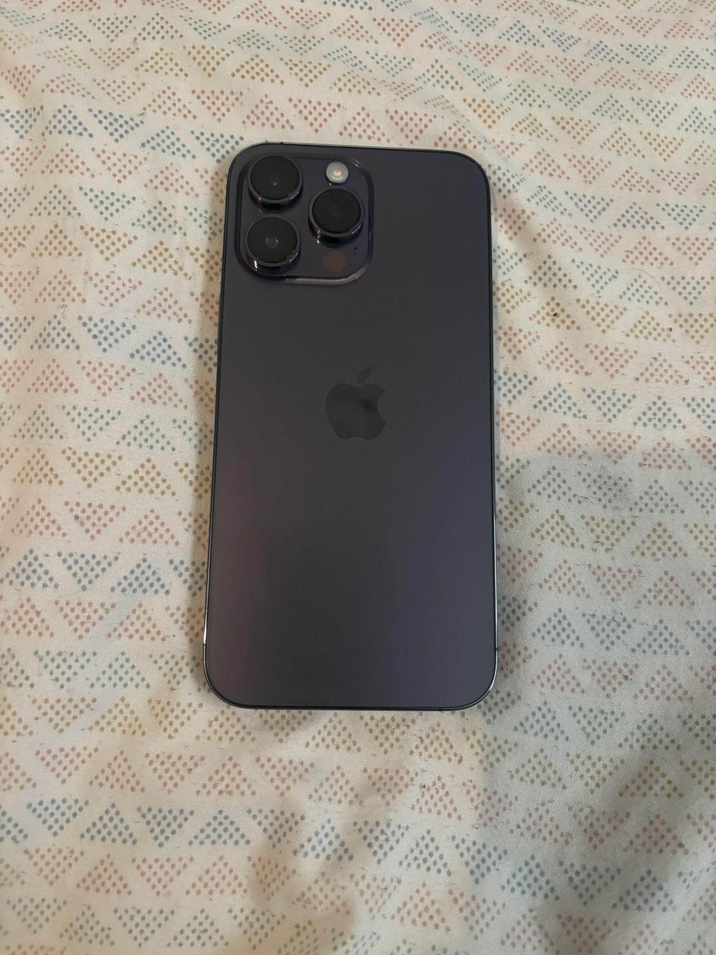 iPhone 14 Pro Max 512gb UNLOCKED FOR ANY CARRIER clean Imei 🪫 Health 84% Used Like New Conditions Never Repaired Phone Only $700 Cash Or Best Offer