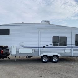 2003 Keystone Sprinter 5th Wheel