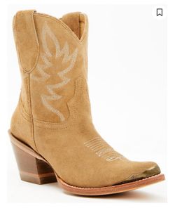 Women’s Cowboy Boots Size 6.  Worn Once.