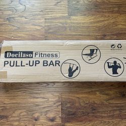 Pull Up Bar - BRAND NEW IN BOX
