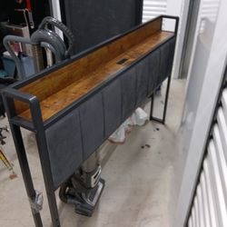 Bed Frame Table And 4chairs And Loveseat 