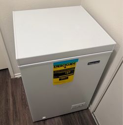 Magic Chef 3.5 Cu-ft Chest Freezer