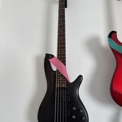 Ibanez SR300E 5-String Electric Bass