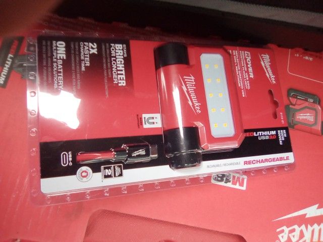 Milwaukee Flashlight