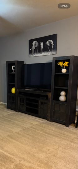 Tv entertainment center