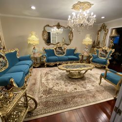 Very Gorgeous Victorian Living Room  11 Pieces 