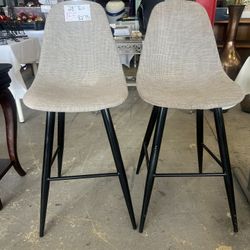 2 Bar Stools / Counter Chairs 