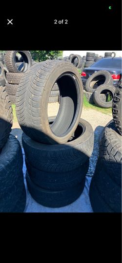 Nice set of bfgoodrich g force comp 2!245/45r19 $300 including tax installation and balance