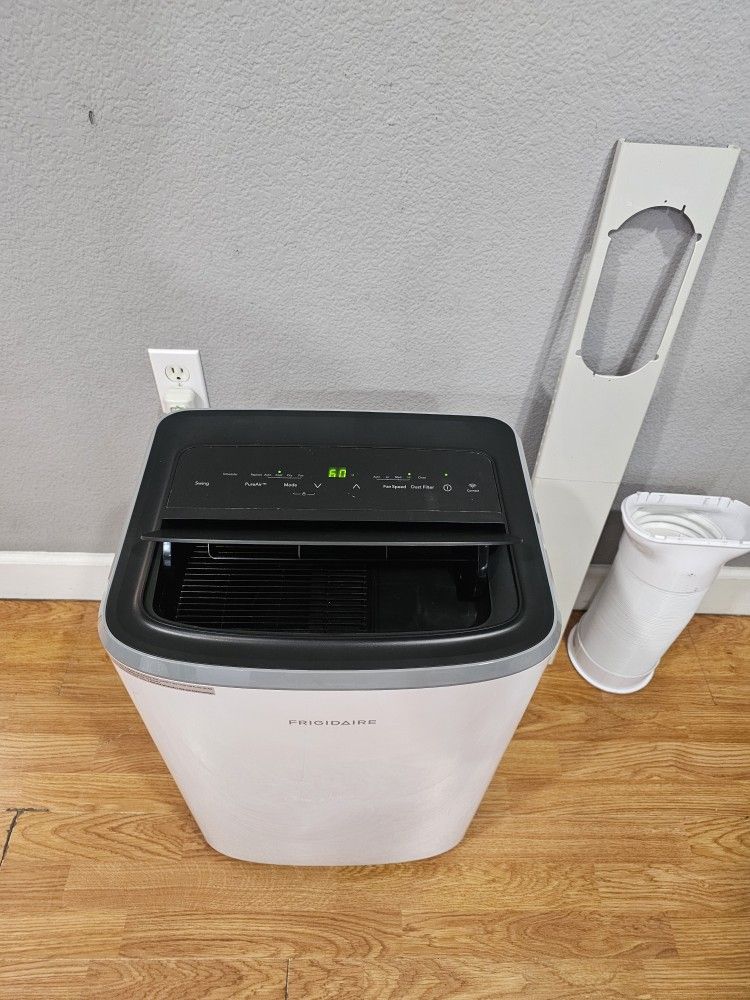 fridgidair 12k smart portable air conditioner white