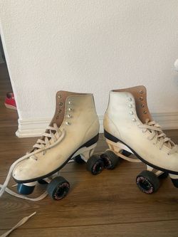 Vintage roller skates size 7
