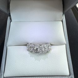 Stunning Custom Heavyweight 14k White Gold Ring 1.5 Carats 