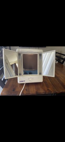 Connair Mirror