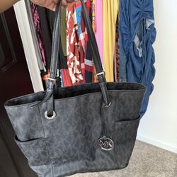 MK Purse