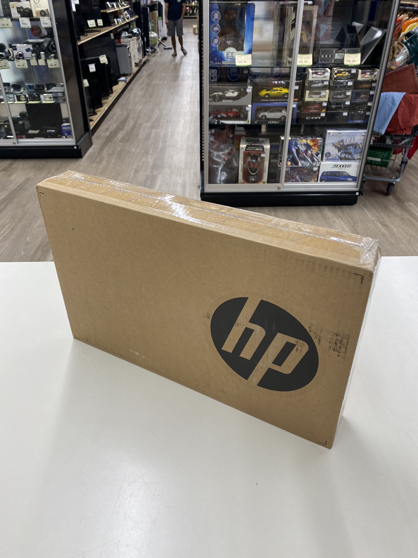 HP Laptop 15-da0012dx brand new