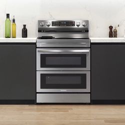 Samsung 6.3 cu. ft. Smart Freestanding Electric Range with Flex Duo