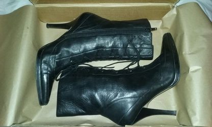 NINE WEST DESHANAR ANKLE BOOTS Black Leather Goth Lace Up Pointy Booties 7.5