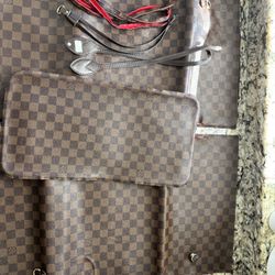 Deconstructed Louis Vuitton Never full With Dust Bag And Original Receipt