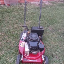 toro comercial motor kawuasaky en muy buenas condiciones$350