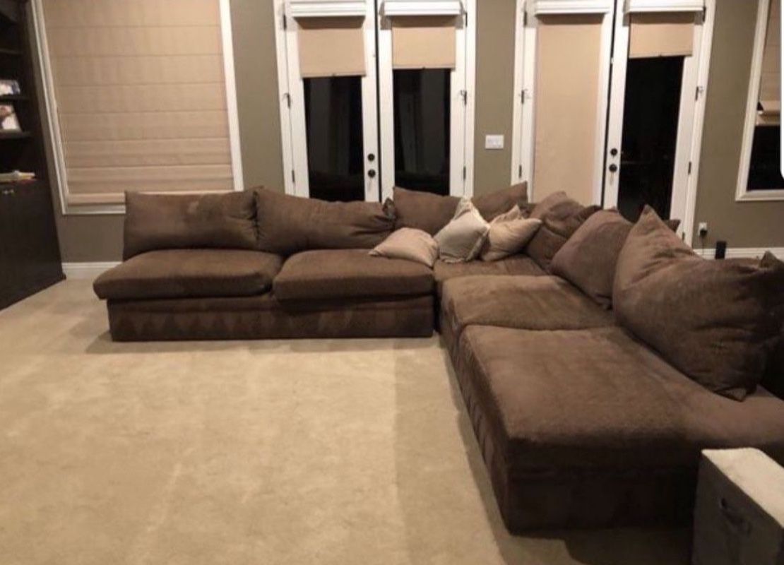 Kreiss Sectional Sofa
