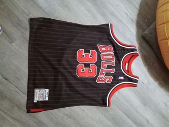 Authentic Mitchell and Ness  throwback
